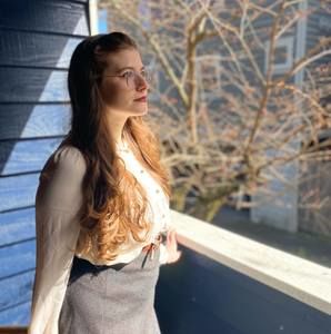 Meet your Posher, Danielle